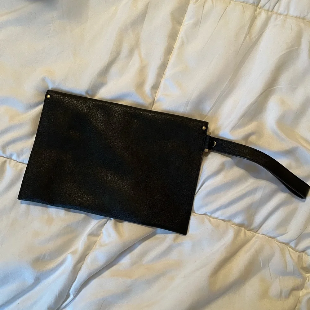 Kate Spade Wristlet Black
